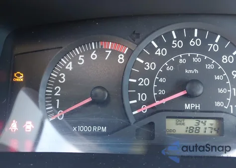 2003 Toyota Corolla Ce z USA, uszkodzony, nr VIN 2T1BR32E13C065992